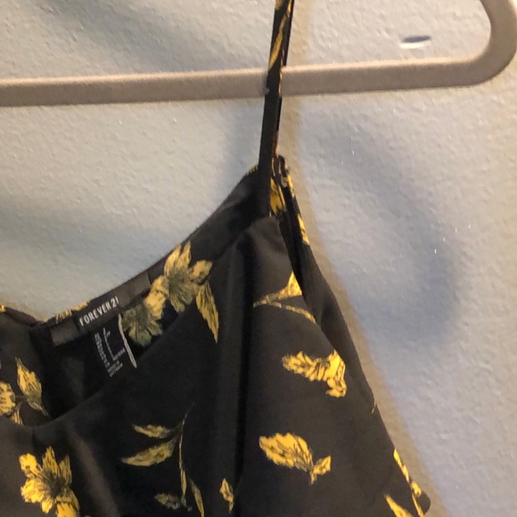 Forever 21 off the shoulder blouse - Picture 5 of 7